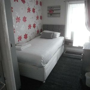 Single Room Shower